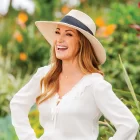 elise white beige dermapro dermafarmacia wallaroo